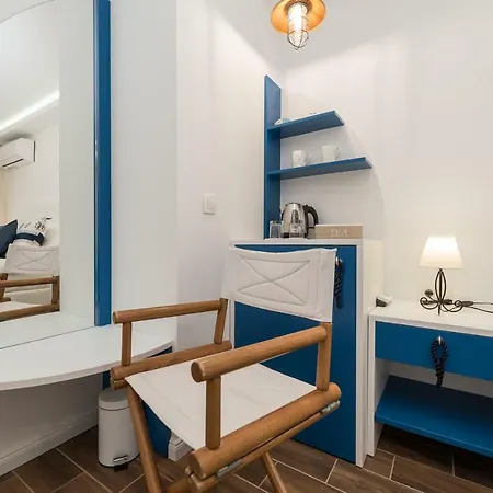 Blue Old Navy By Adex Travel Bed & Breakfast 4*